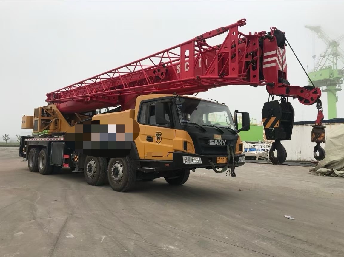 蓬江区工厂设备吊装租赁吊车